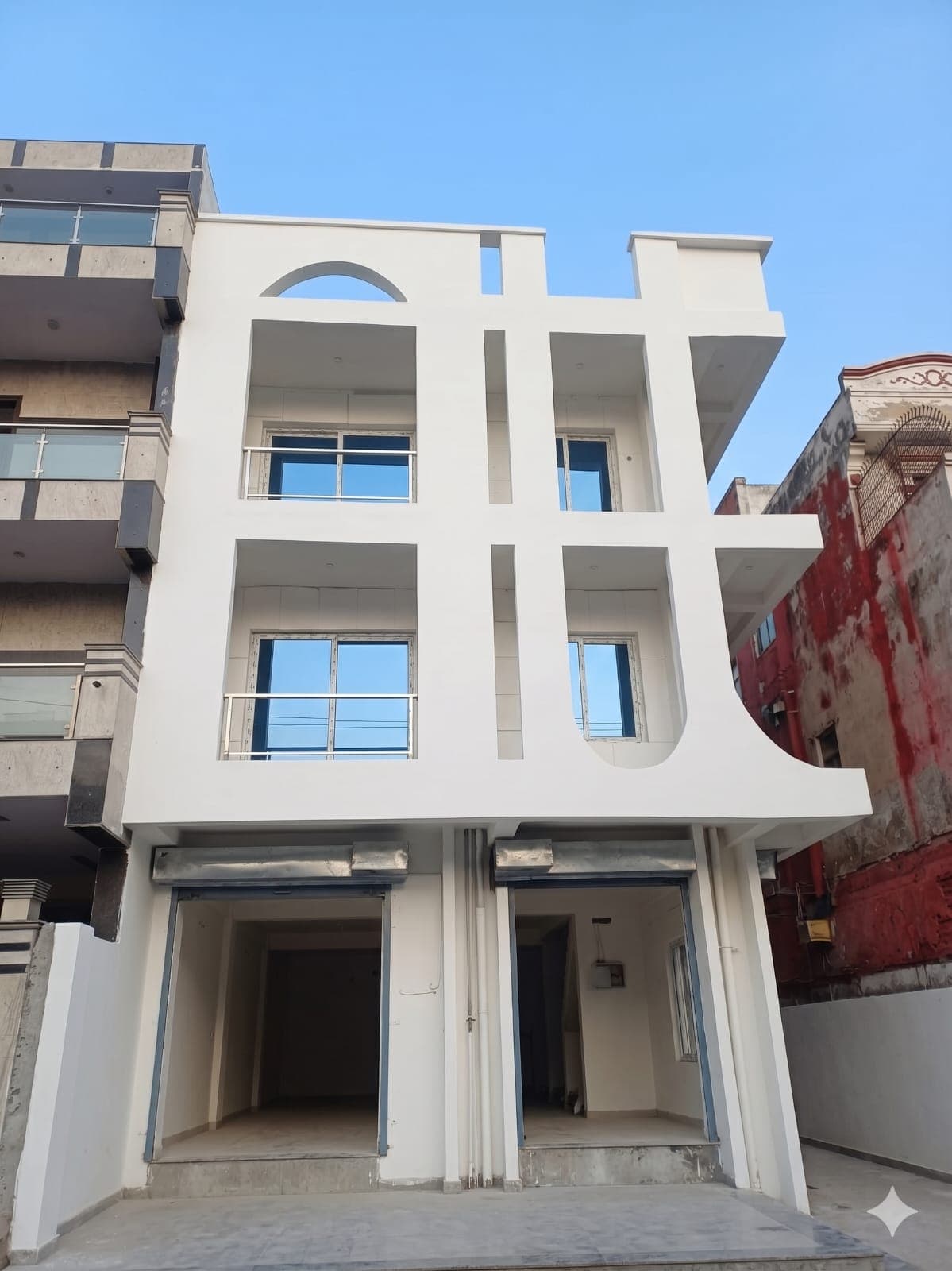 Residence in Noida